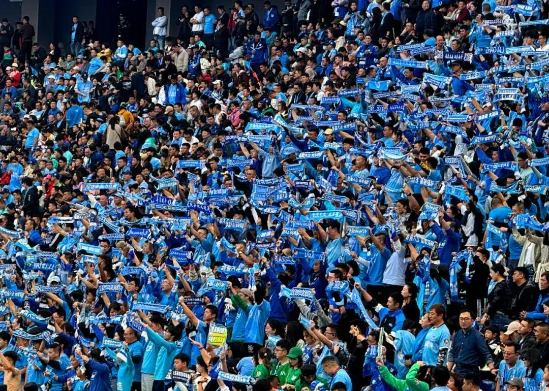 关于异军突起的球队在赛场上掀起风暴的信息