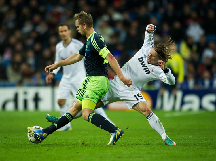 皇马胜阿贾克斯，晋级四强